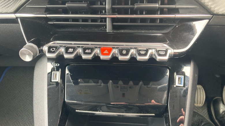 Peugeot 208 1.2 PureTech 100 Allure 5dr Petrol Hatchback